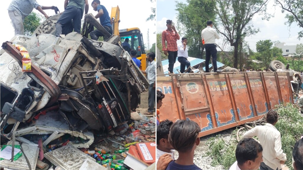 12 people died container accident shirpur taluka dhule