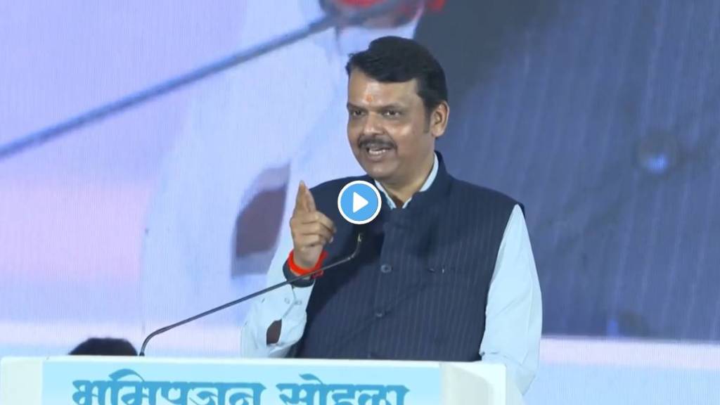 devendra fadnavis jain