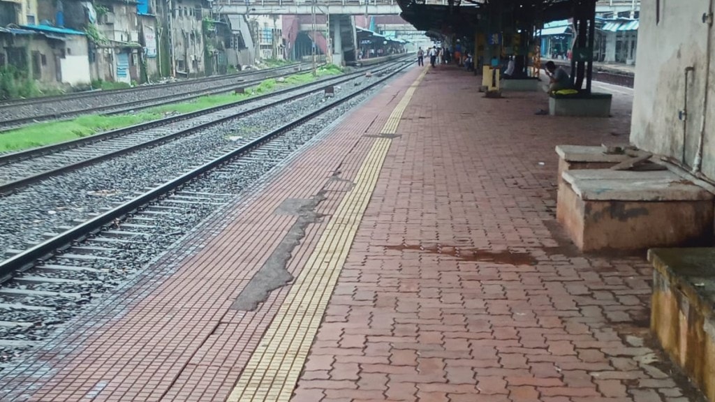 dombivali railway station