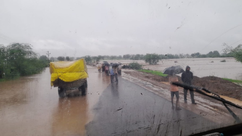 flood in akola