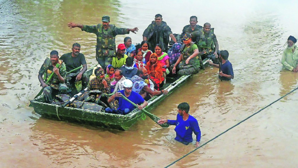 flood in himachal pradesh