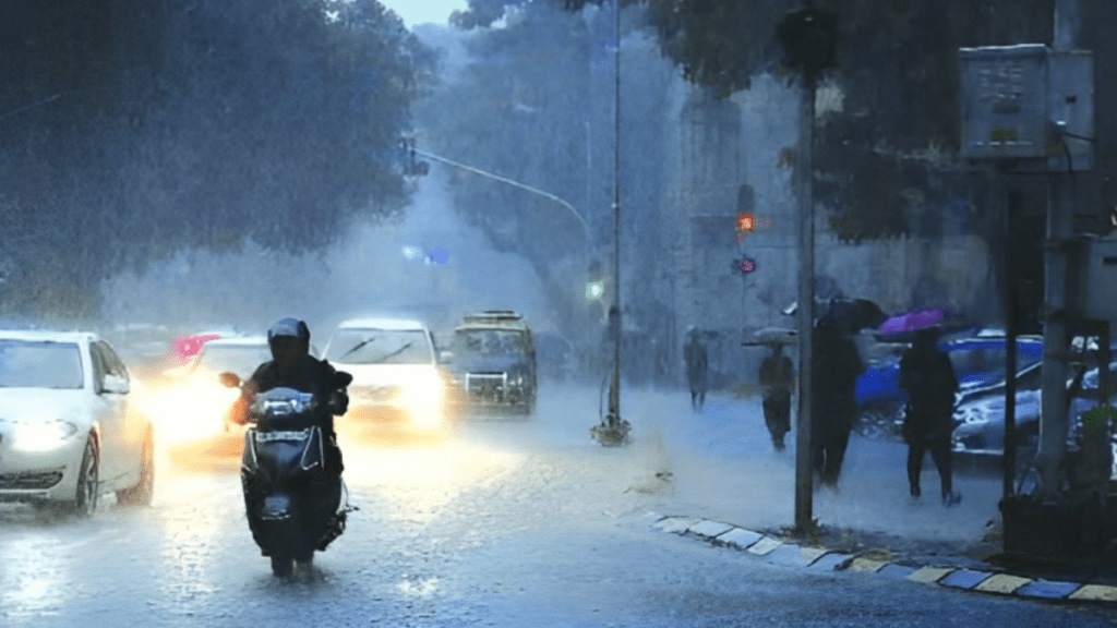 although monsoon late monsoon covered country six days