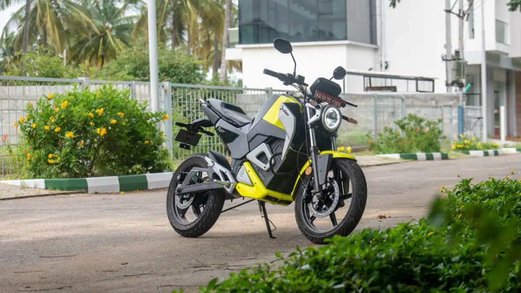 Oben starts deliveries of Rorr e motorcycle in Bengaluru