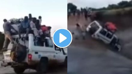 shocking video a jeep was swept away in flood water and so many people drown in river video goes viral