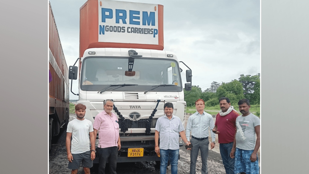 gangs stealing diesel trucks road connecting samruddhi Highway nagpur