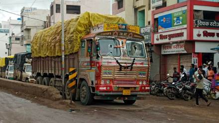 stone pelting during protest against manipur violence