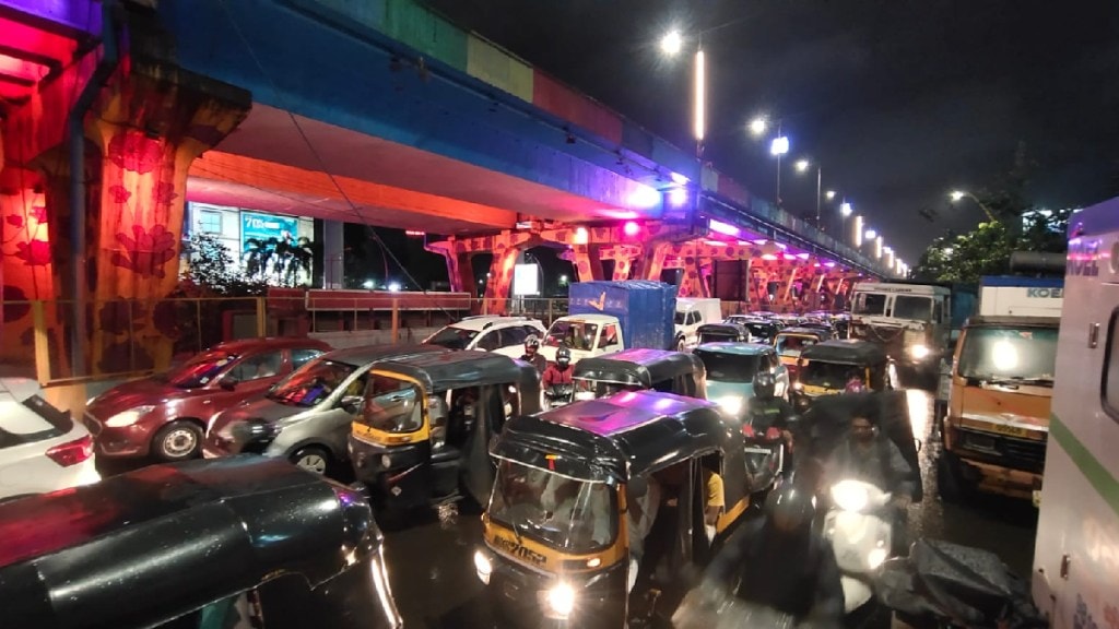 traffic on Mumbai Nashik Highway