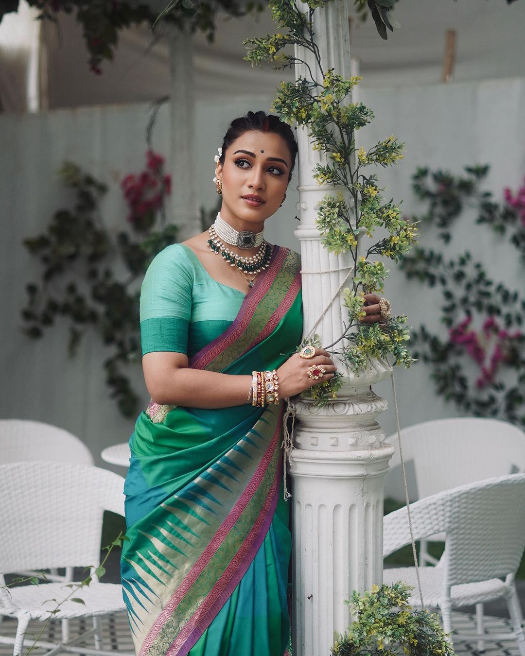 Aayushi Bhave Tilak Saree Look