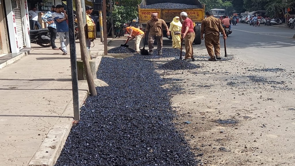 Pune Muncipal Corporation, Road repairing, 2100 crore expenditure, Last 6 years, Roads in pune, Pune, potholes