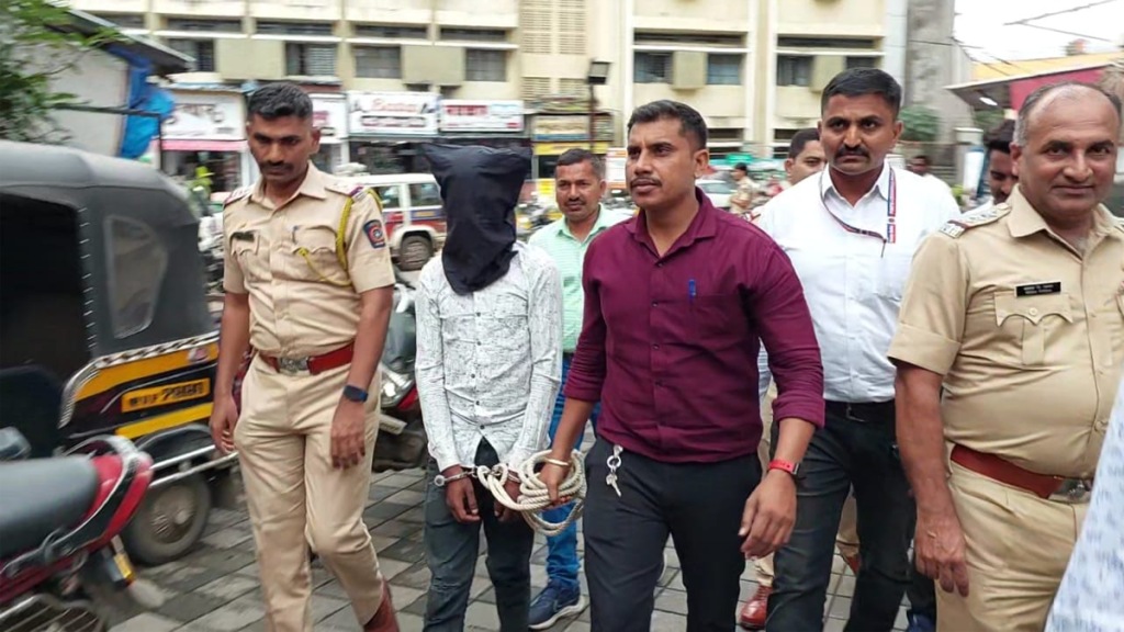 man stabbed death abusing two friends pimpri chinchwad