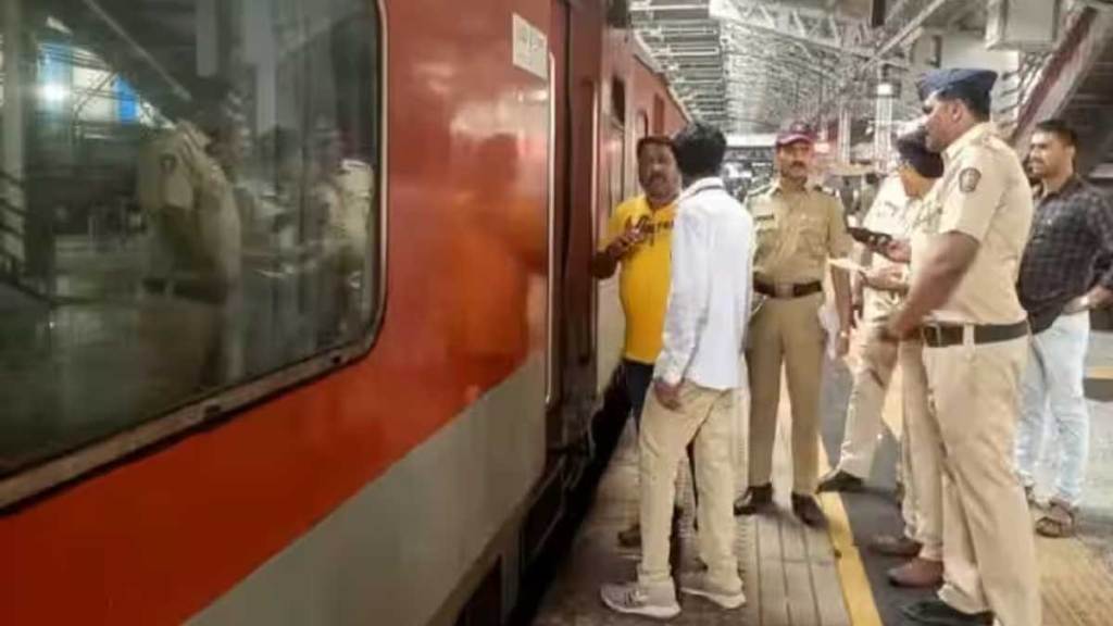 borivali police checking cctv camera footage in railway firing case