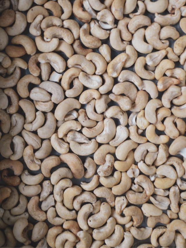 Health Benefits of Cashew : (unsplash)