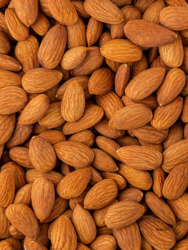 Almonds (unsplash)