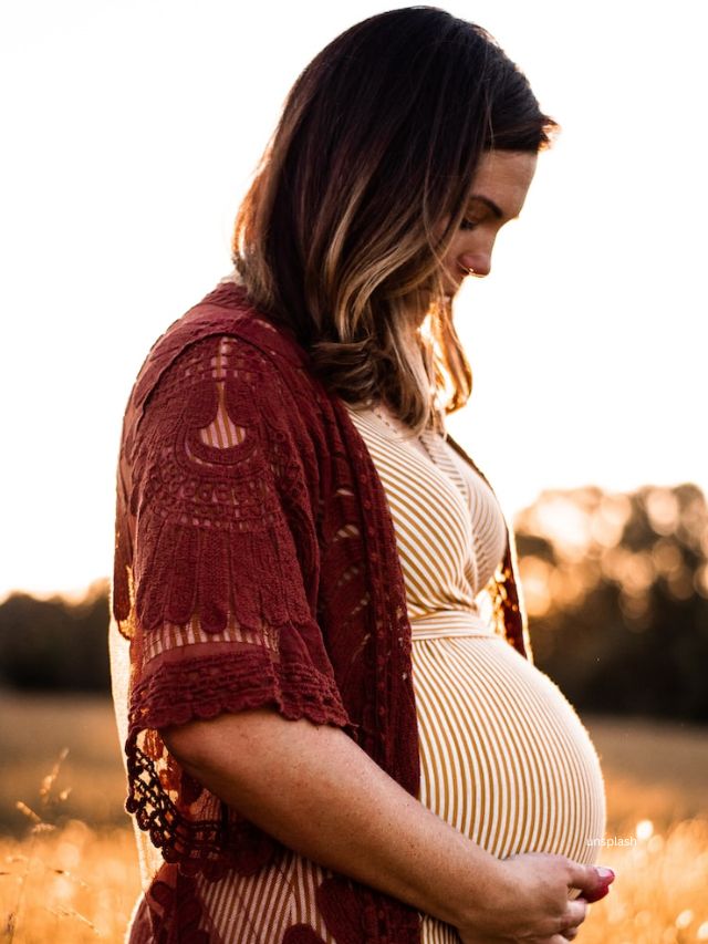 pregnant lady (unsplash)