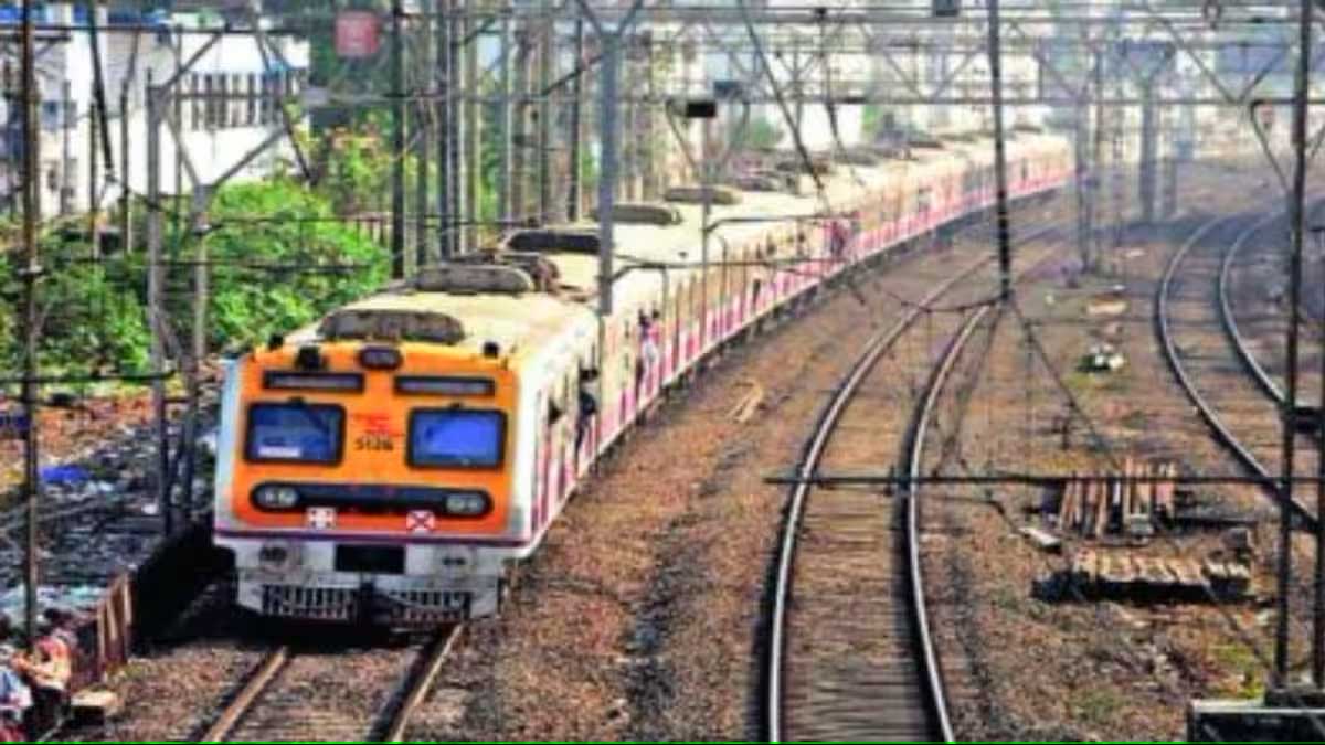 Railway Mega Block : मुंबईच्या तिन्ही रेल्वे मार्गांवर मेगाब्लॉक ; पाहा ...