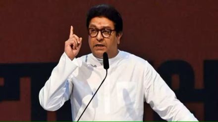 raj thackeray blamed state government for bad condition of roads across maharashtra