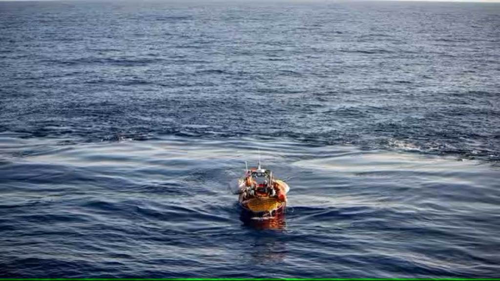 migrant boat capsizes off Italian island migrant boats sink off