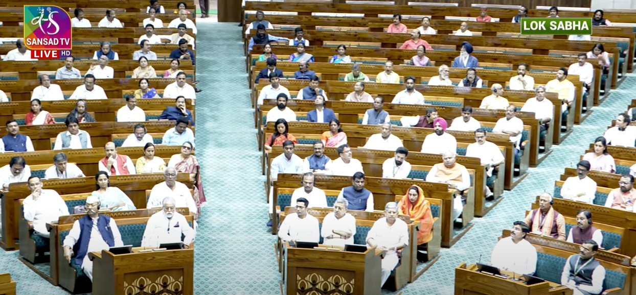 New-Parliament-building-special-session-loksabha-photos