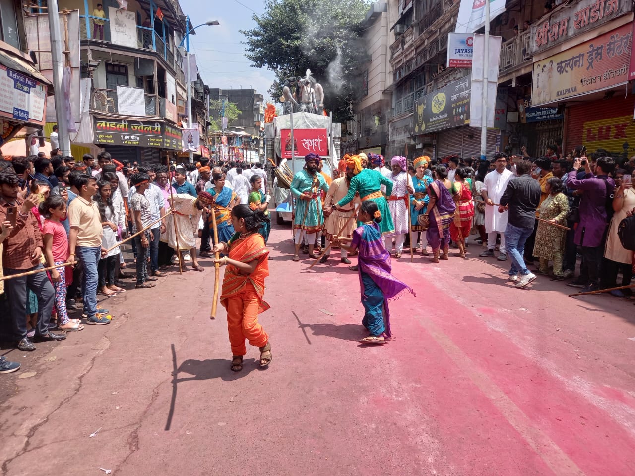 Pune-five-Manache-Ganpati-immersion-procession