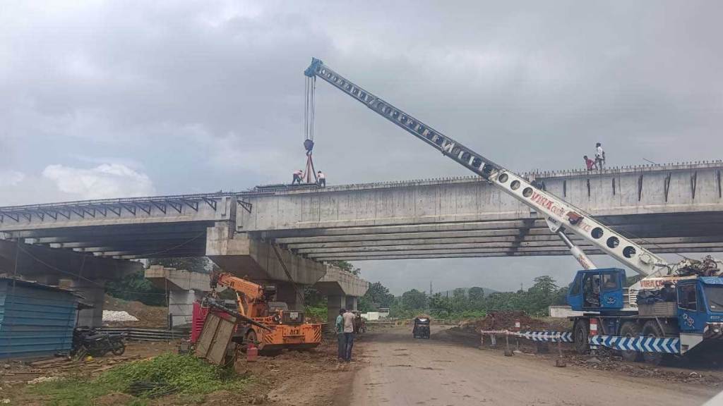 negligence in construction work on mumbai vadodara highway