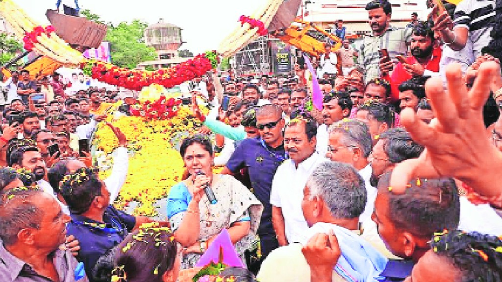 pankaja munde parikrama yatra