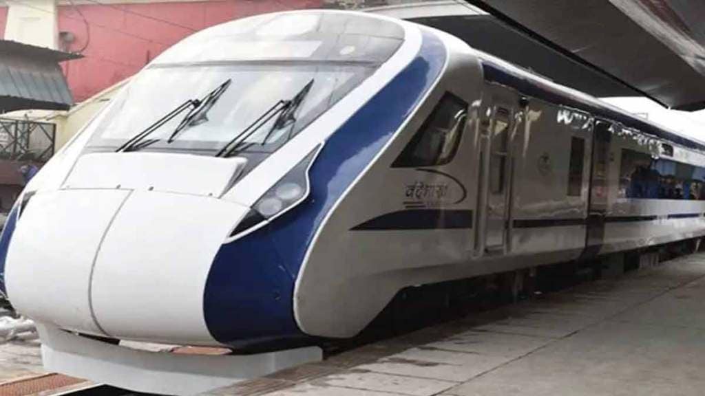 stones pelted at vande bharat express