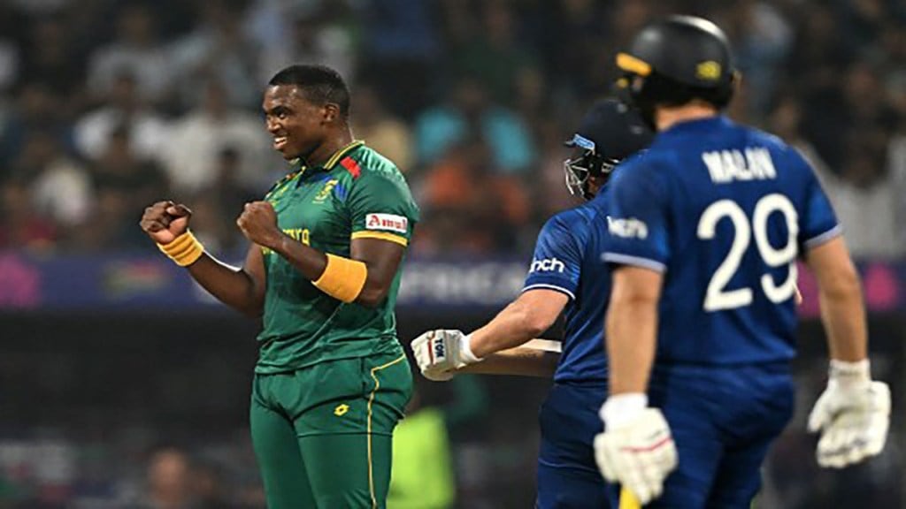 ENG vs SA: South Africa beats England by 229 runs world champion team's third defeat in the tournament