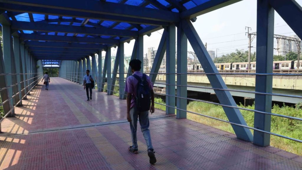 Vitava-Thane pedestrian bridge