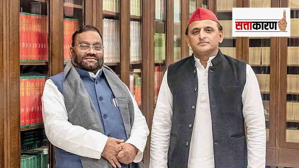 akhilesh-yadav-swami-prasad-maurya