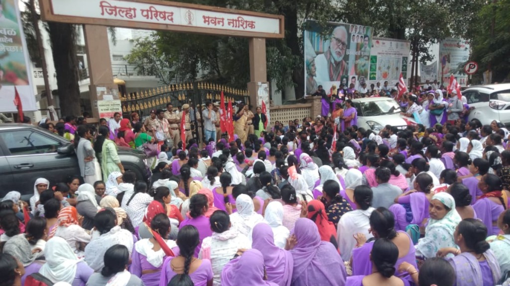 Asha group promoters march pending demands