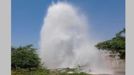 dhule water supply, tapi water supply pipeline burst, tapi water supply, dhule water supply affected