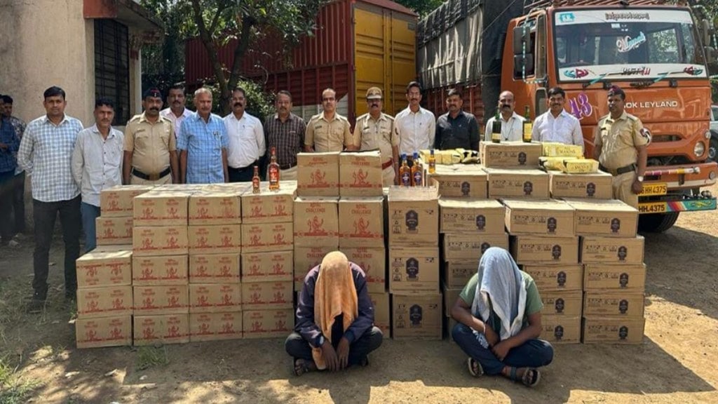 illegal transportation of liquor in nashik, nashik police, 32 lakhs goods seized by nashik police