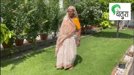 102-year-old Kalavati Aaji Varanasi practices marathon running saree