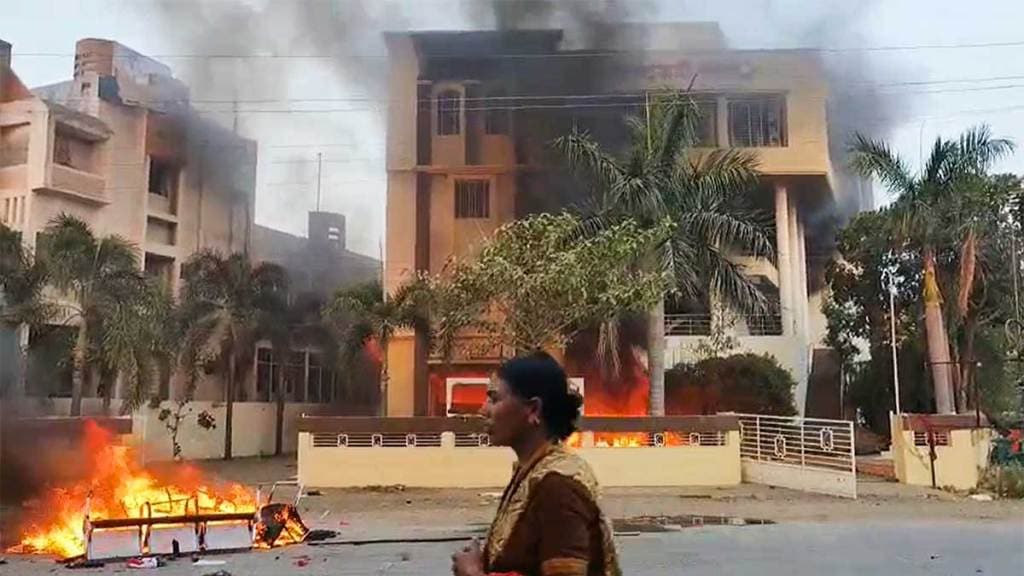 Violence erupts during Maratha quota stir