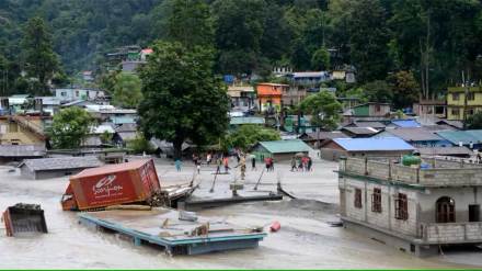 glacial lake outburst cause sikkim flash floods