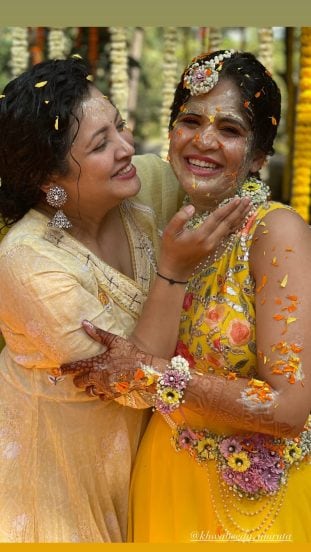 Amruta Deshmukh Prasad Jawade Haldi ceremony