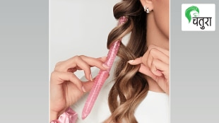 Microwavable gel curler curler heated in the microwave