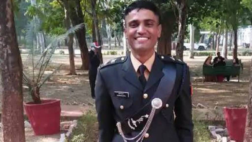 Agra mourns braveheart Captain Shubham Gupta Death