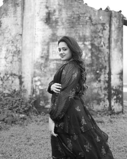 Spruha Joshi 