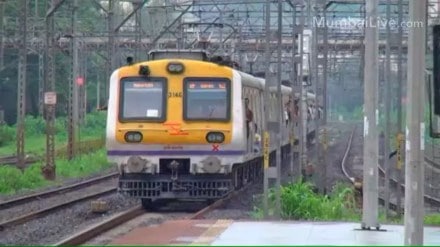 Local trains on Central Railway are disrupted due to fog Mumbai