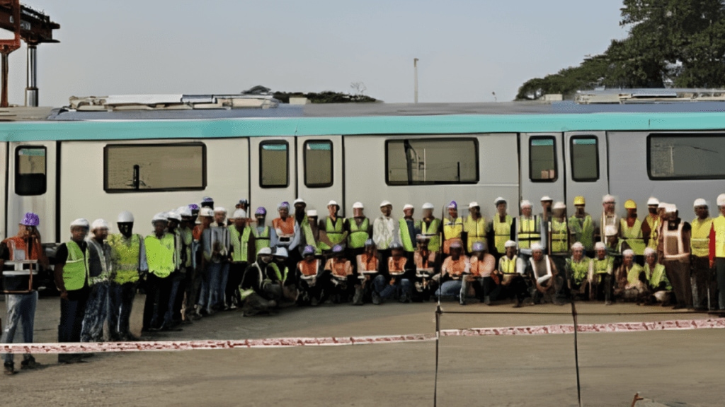 ninth metro train finally arrived Mumbai