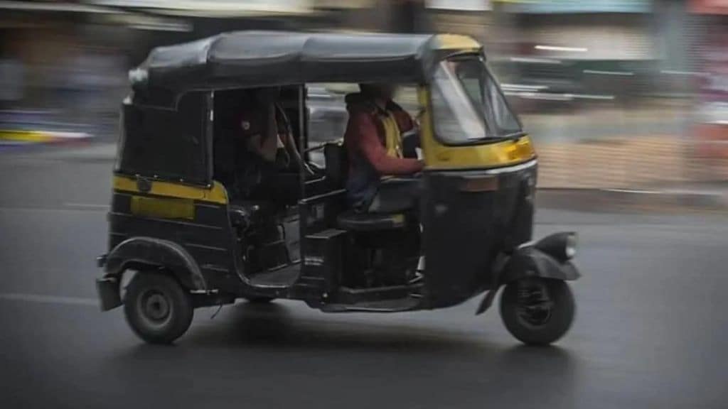 Distracted by parked rickshaw and theft of rickshaw