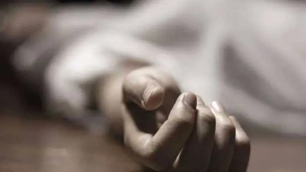 student committed suicide by hanging himself