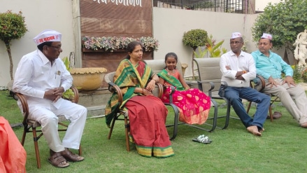 Eight years old Surabhi Dhage reciting mukhodgat parayan Gajanan devotees Chandrapur