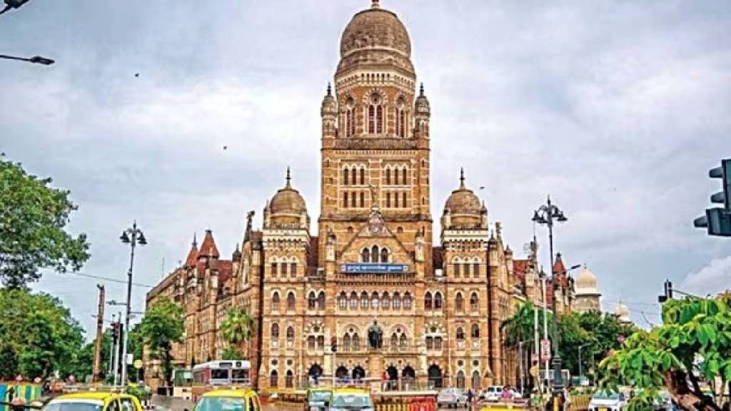 mumbai, BMC, security guards, illegal parking, vehicles, road