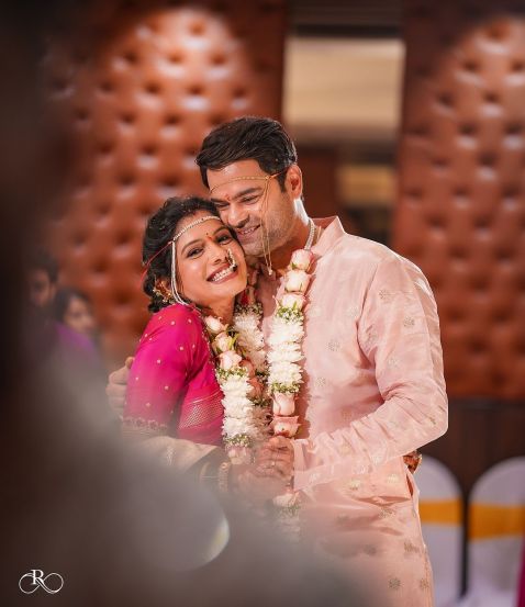 Suruchi Adarkar Wedding Piyush Ranade Wife Information Photos