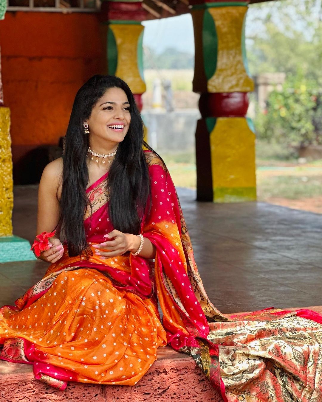 Elegant Red Paithani Silk Saree With Energetic Blouse Piece – LajreeDesigner