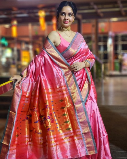 Sukhada Khandkekar Pink Paithani Saree