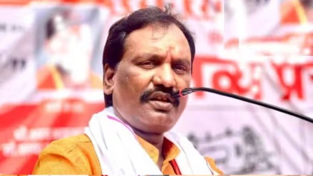 Ambadas Danve criticized Shinde group visting chhatrapti shivaji maharaj surat