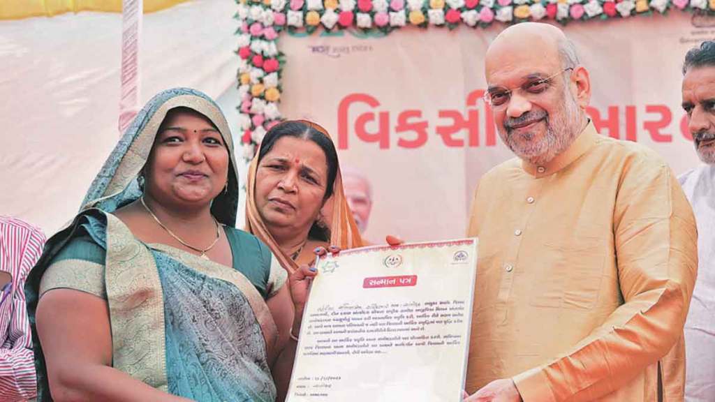 improving quality of life of 60 crore poor people amit shah praises modi government